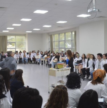 Muğla'da Öğrenci Hemşirelere Yönelik Hastane Uyumu Oryantasyon Programı