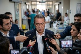 Ameliyat-Faciasi-Kayit-Disi-Cihazi-Hastanede-Hizmetli-Kullanmis-gemini